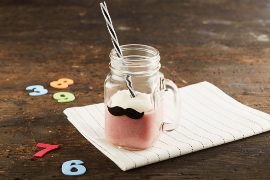 Activité culinaire : Lait fruité moustachu